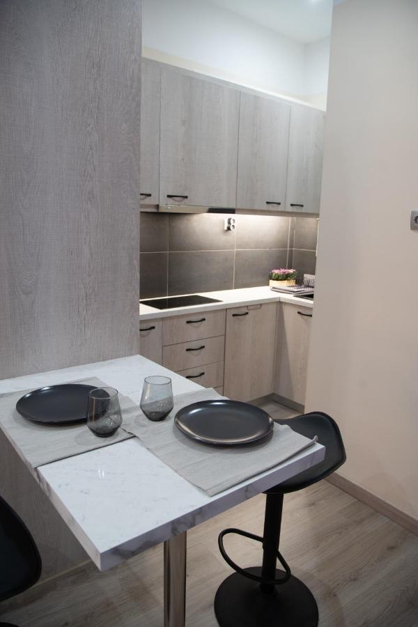 Modern Apartment Downtown Atina Dış mekan fotoğraf